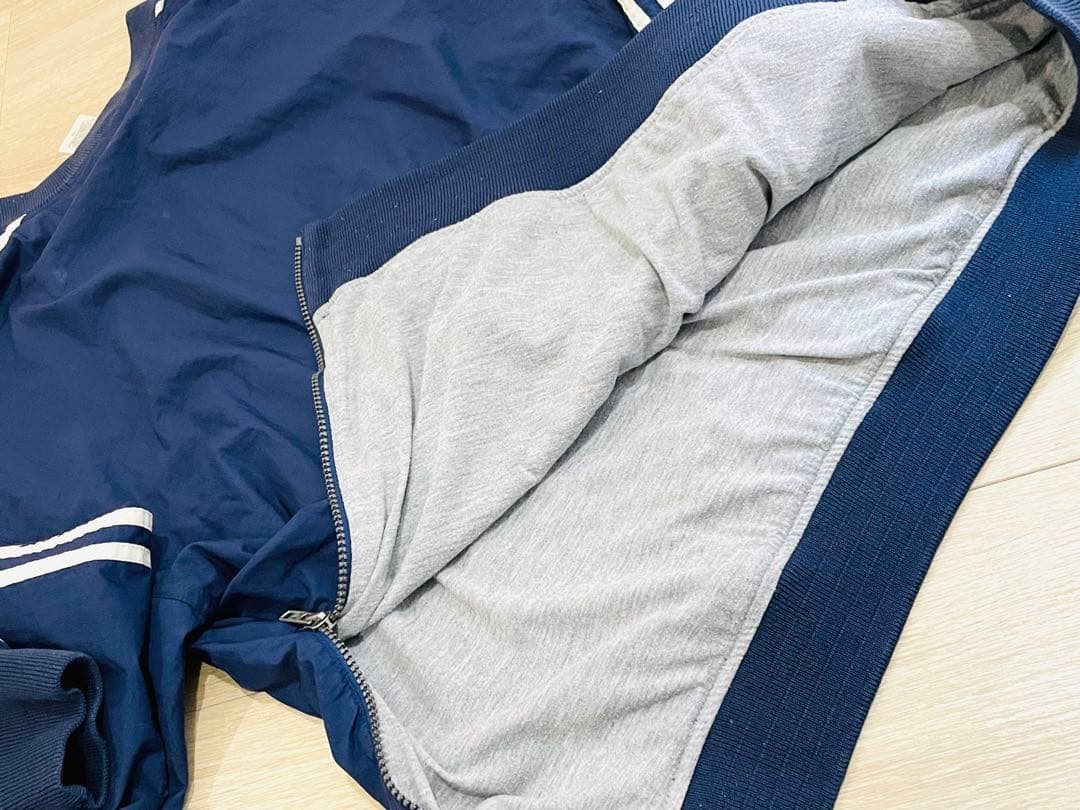 adidas ネイビー ナイロンジャケット サイズM