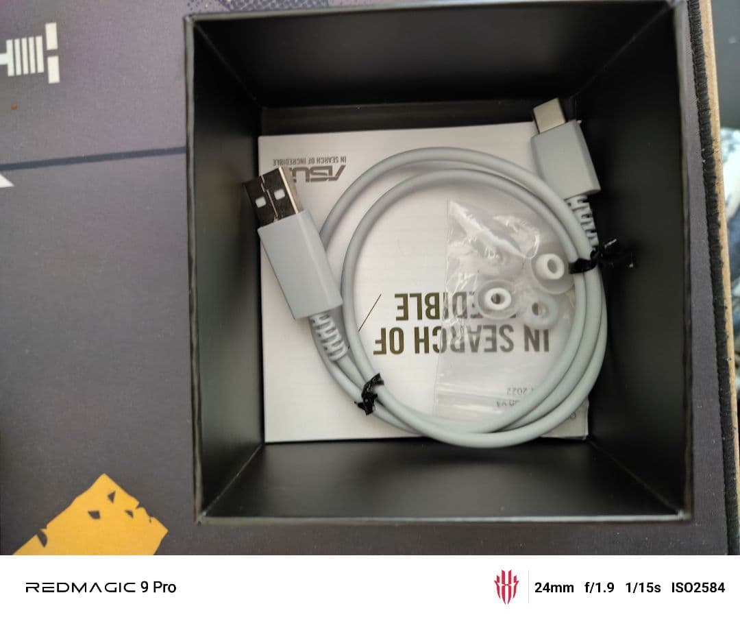 ROG CETRA TRUE WIRELESS ANCイヤフォン