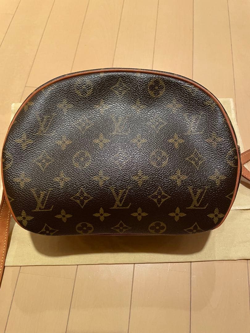 【週末限定価格】LOUIS VUITTON ショルダーバッグ ブロワ モノグラム