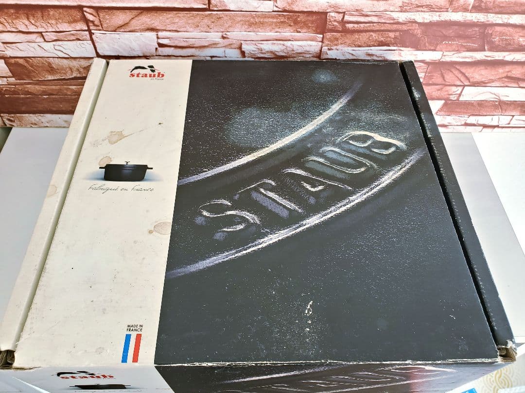 【希少品/週末価格】staub シャローラウンドココット26cm チェリー