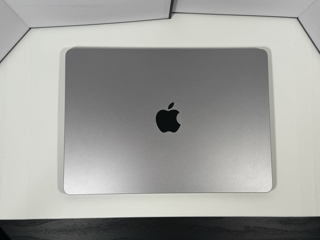 mac book air m2 16GB/256GB CPU8/GPU10 美品
