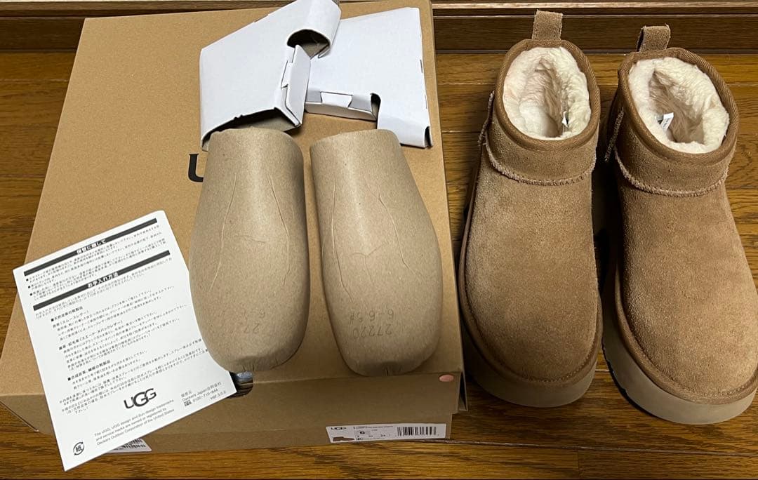 UGG クラシックウルトラミニ　ニューハイツ　厚底