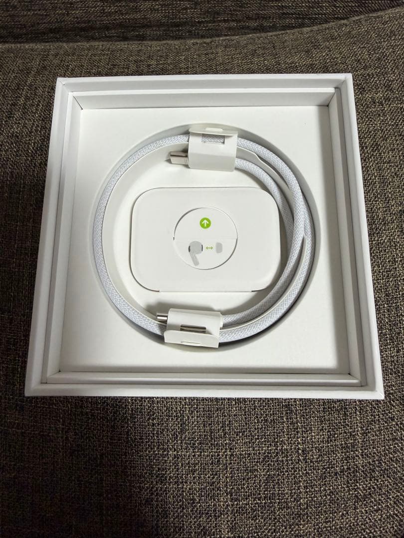 イヤホン AirPods Pro 2 MTJV3J/A