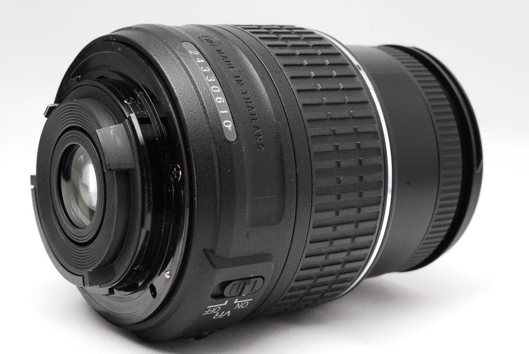 Nikon D5500 S数新品級 デジタル一眼レフ 18-55mmレンズ付き