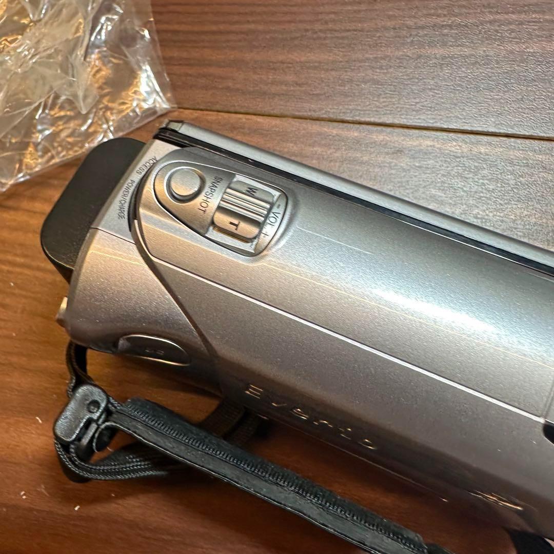 ほとんど未使用品 Everio GZ-HM460 動作確認済み 0517