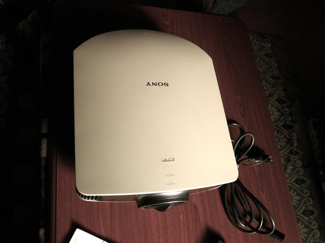 SONY 1080p プロジェクター 本体