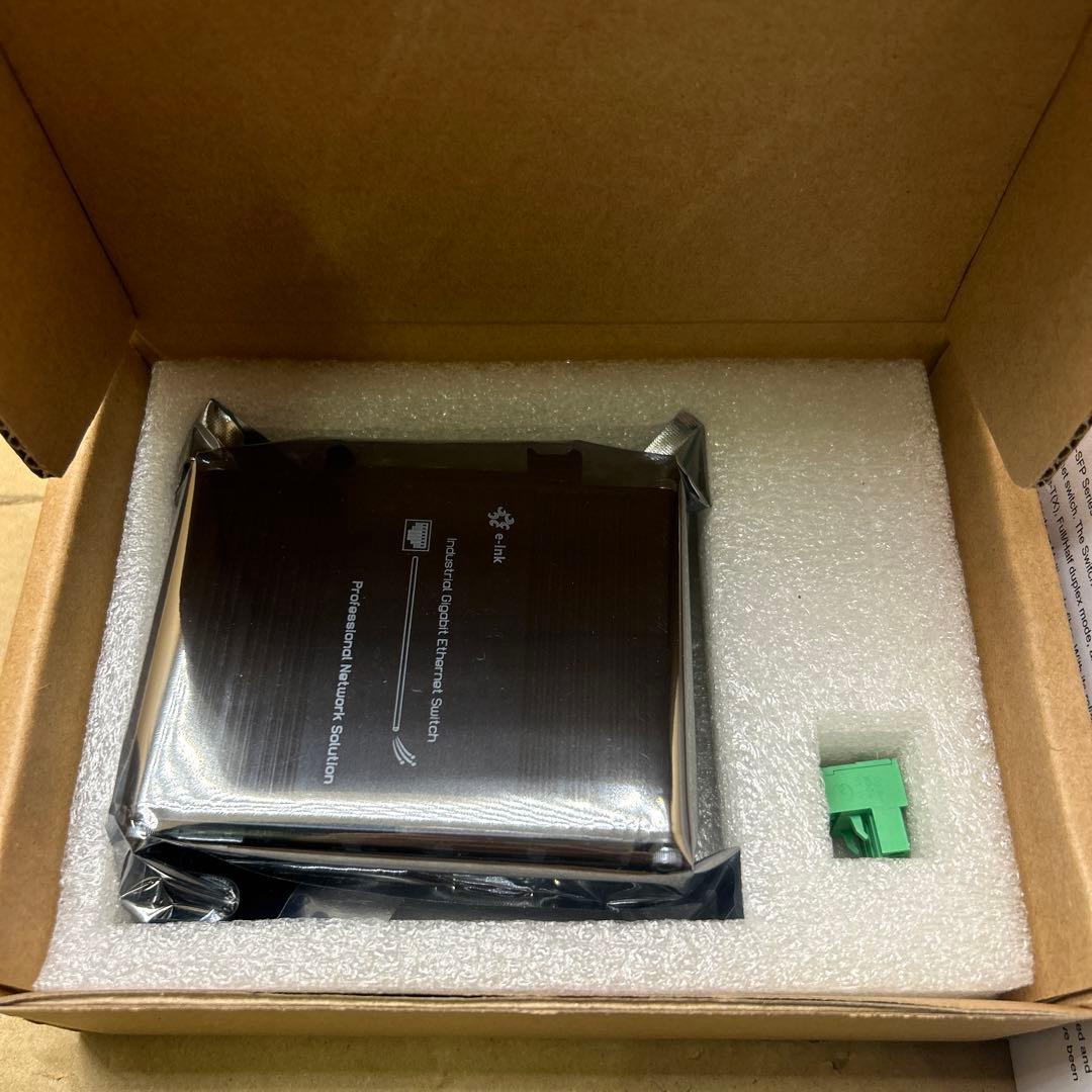 LNK-IMC208SGP-SFP産業用　8ポート