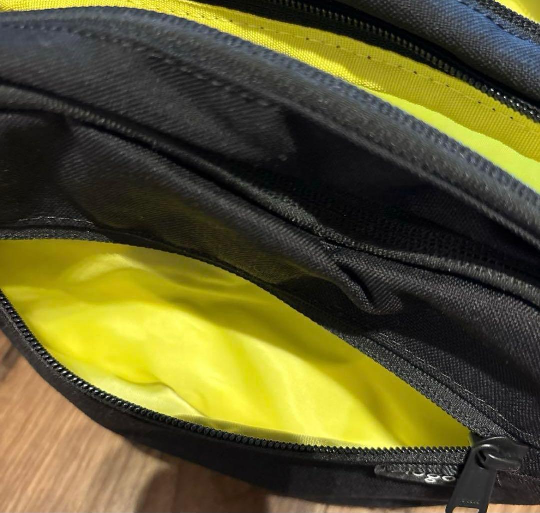 Hugoo ハグーヒップシート ショルダーバッグ型ヒップシートブラック