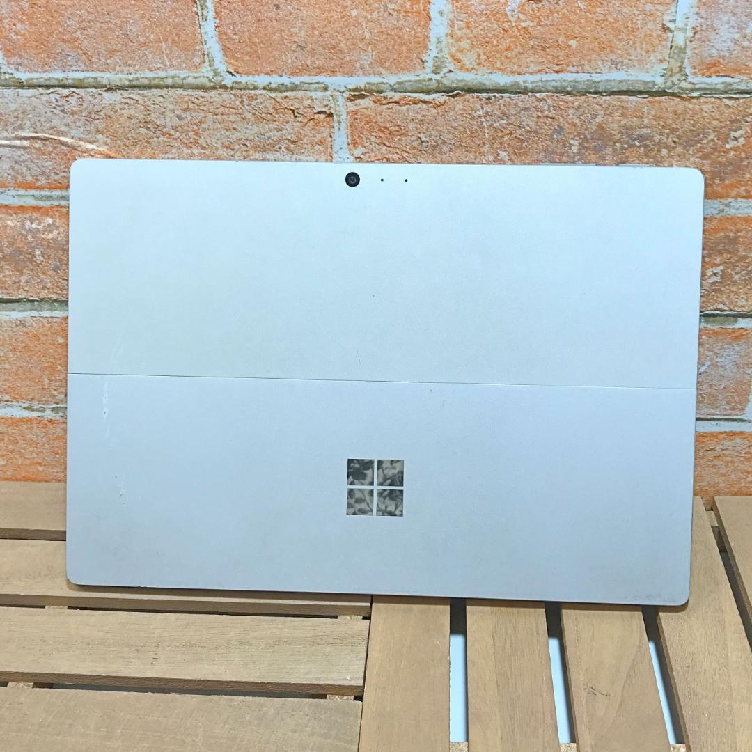 (2439)Surface Pro Core m3 128GB 充電126回♪