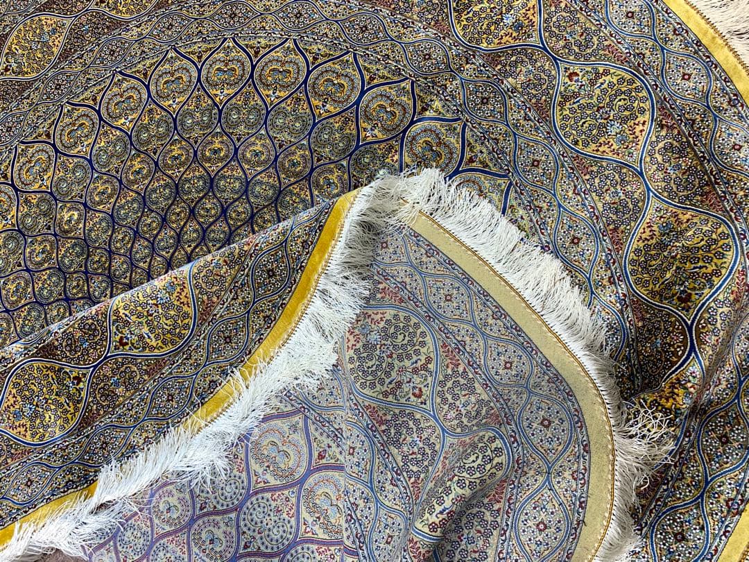 ペルシャ、イラン、シルクラウンドラグ/サイズ：204cm…. .77n。