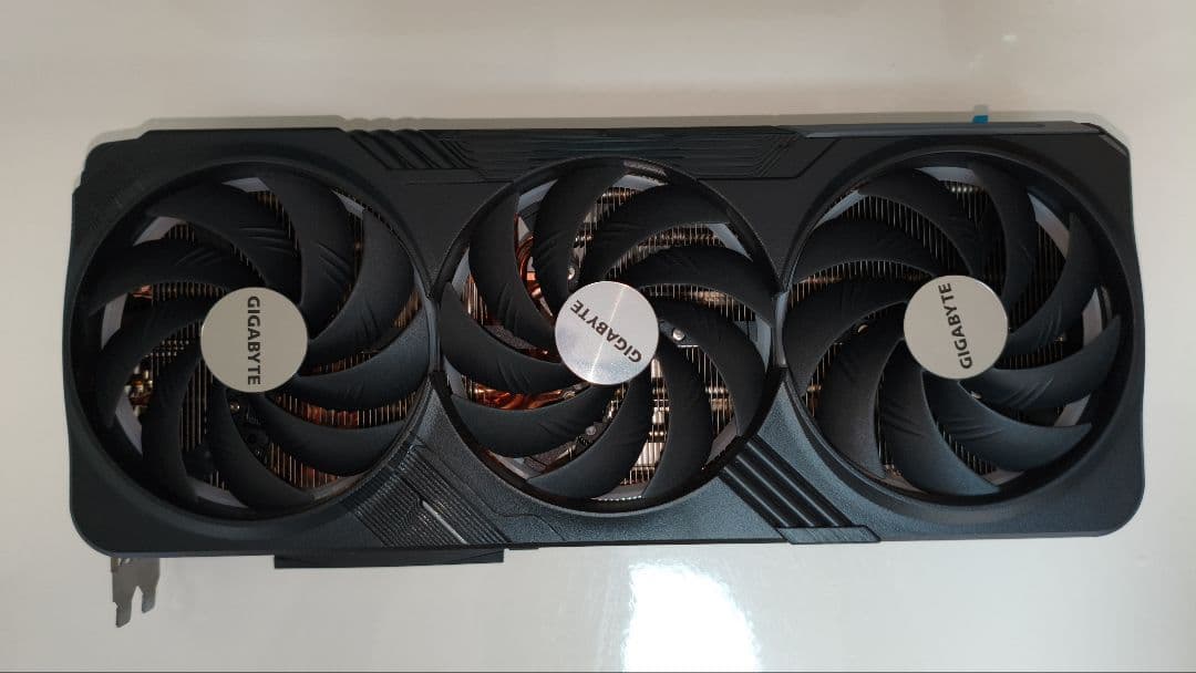 【送料無料】GIGABYTE RTX4080SUPER GAMING OC 中古