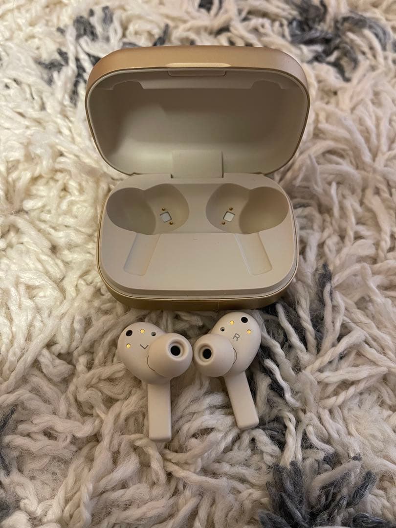 Bang&olufsen ワイヤレスイヤホン