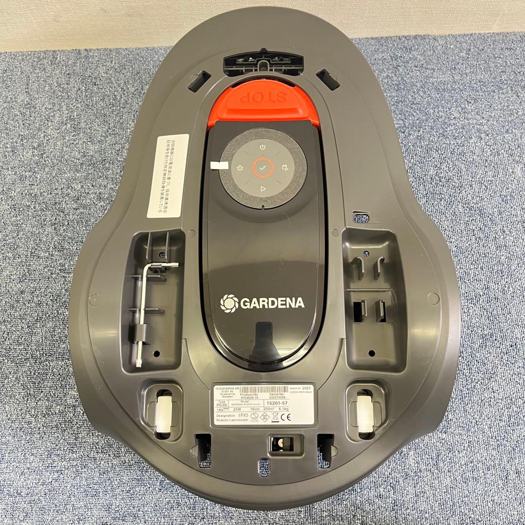 ほぼ未使用 ガルデナ SILENO minimo 250 ロボット芝刈り機
