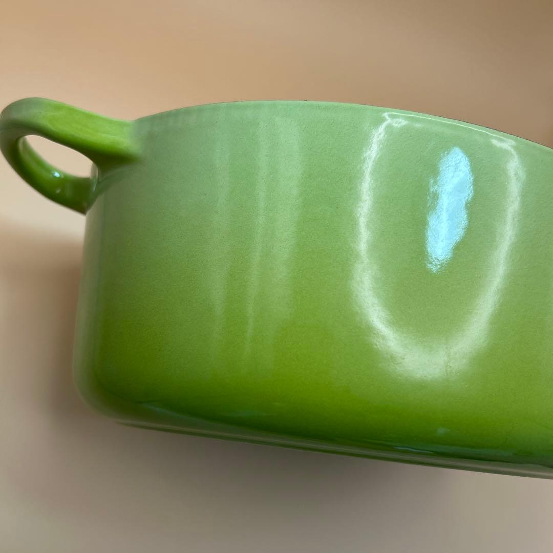 Le Creuset ライトグリーン オーバル鍋　25cm