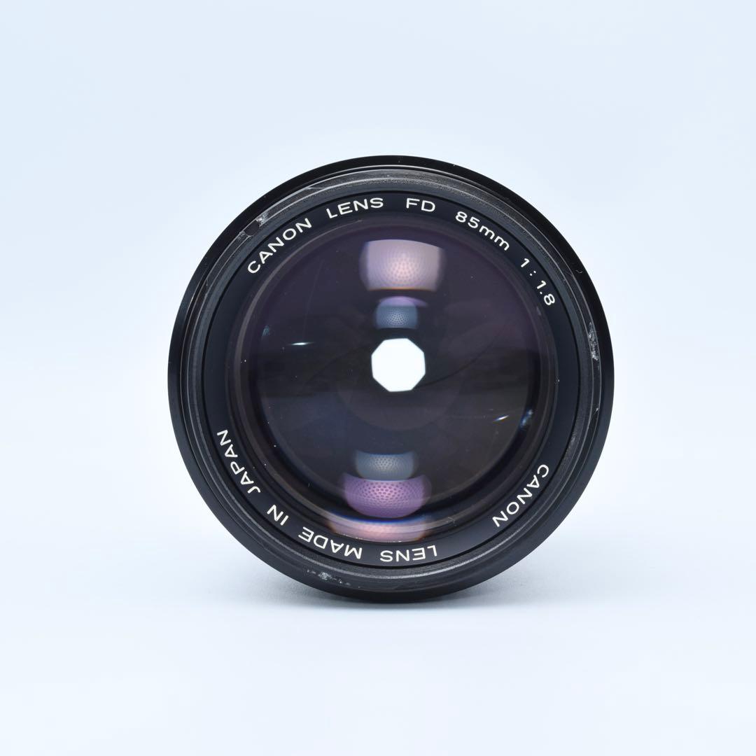 CANON NEW FD 85mm F/1.8 マニュアル レンズ　フードつき