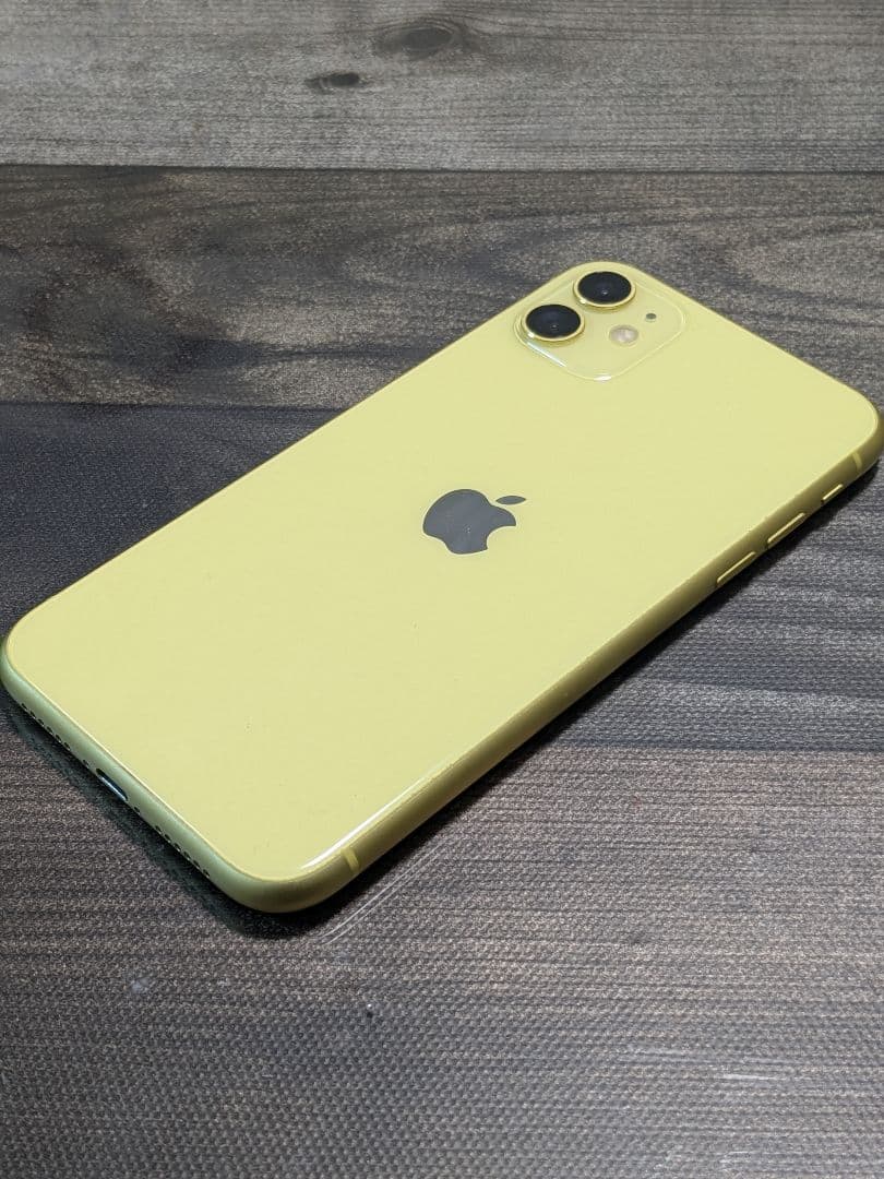iPhone11 イエロー 128G 中古 本体　画面難あり