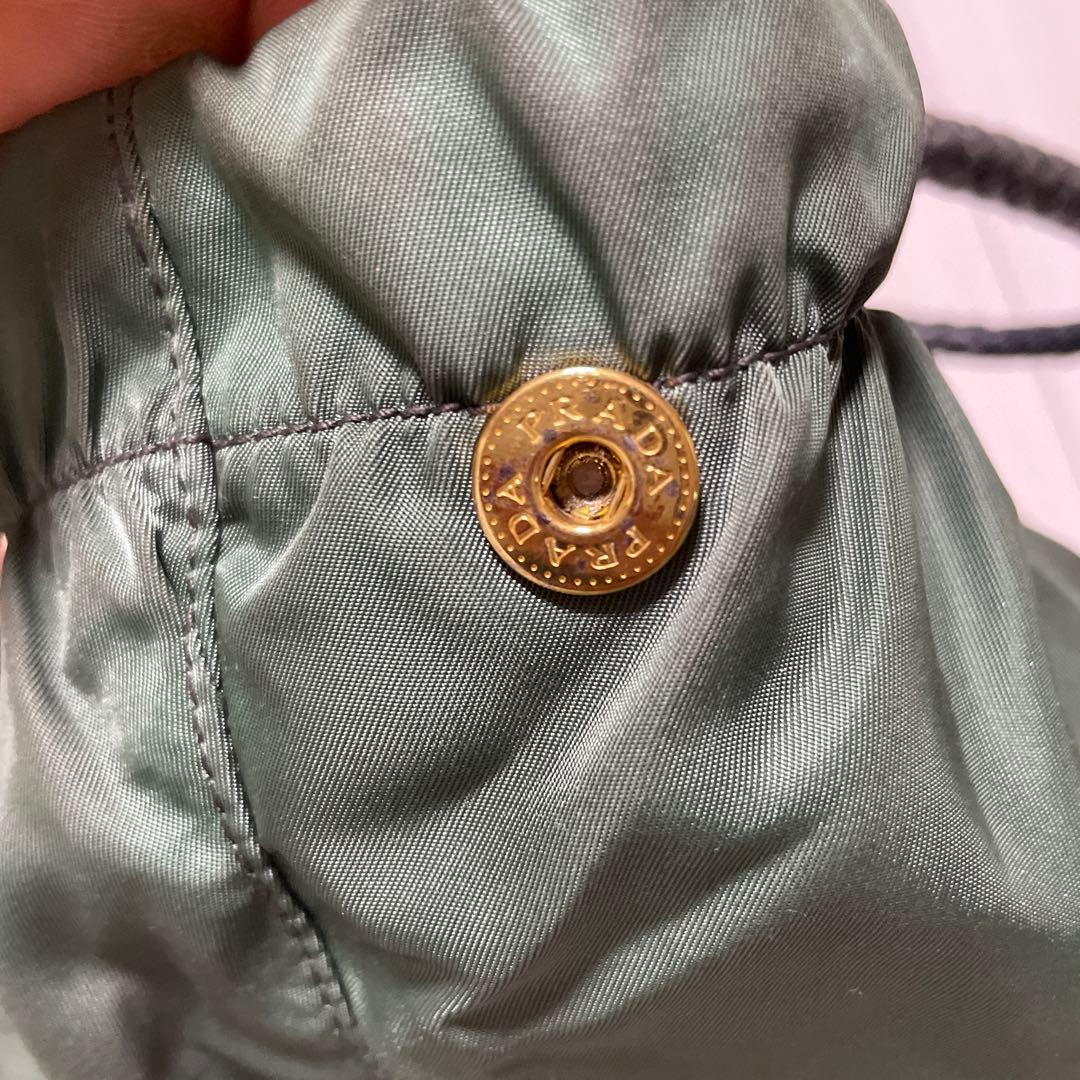 PRADA グリーン ナイロン ショルダーバッグ