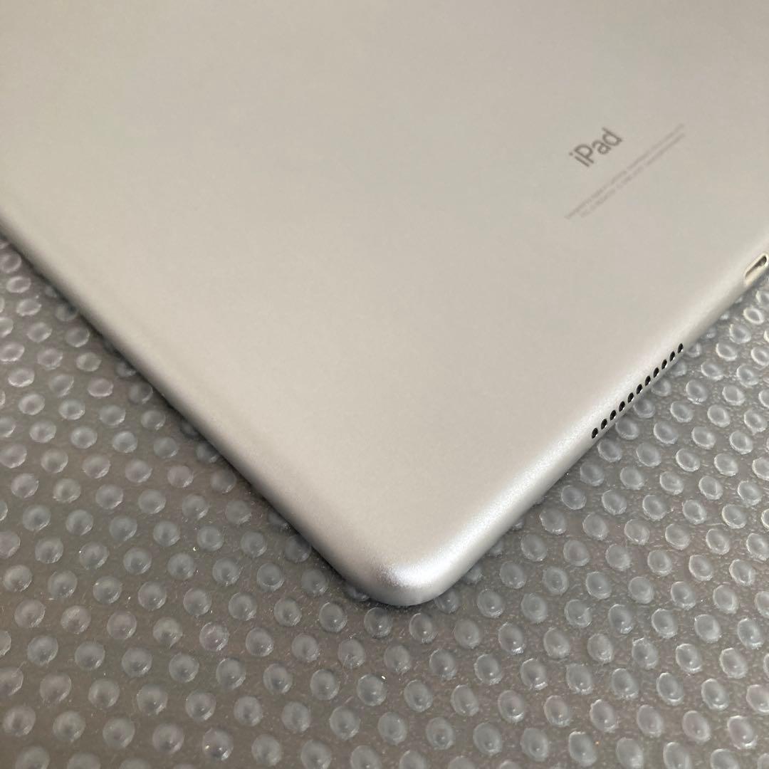 2523 美品☆電池ほぼ新品☆iPad Pro 256GB 10.5インチ☆