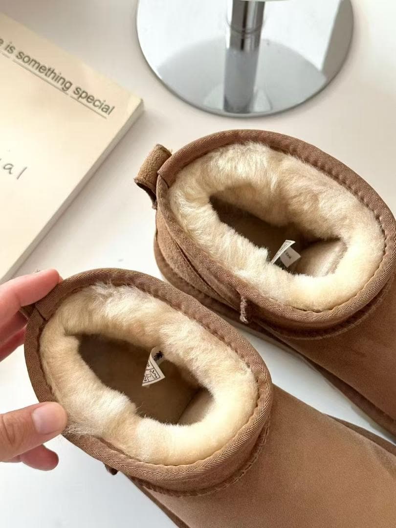 UGG>クラシック ウルトラ ミニ ブーツ 24cm