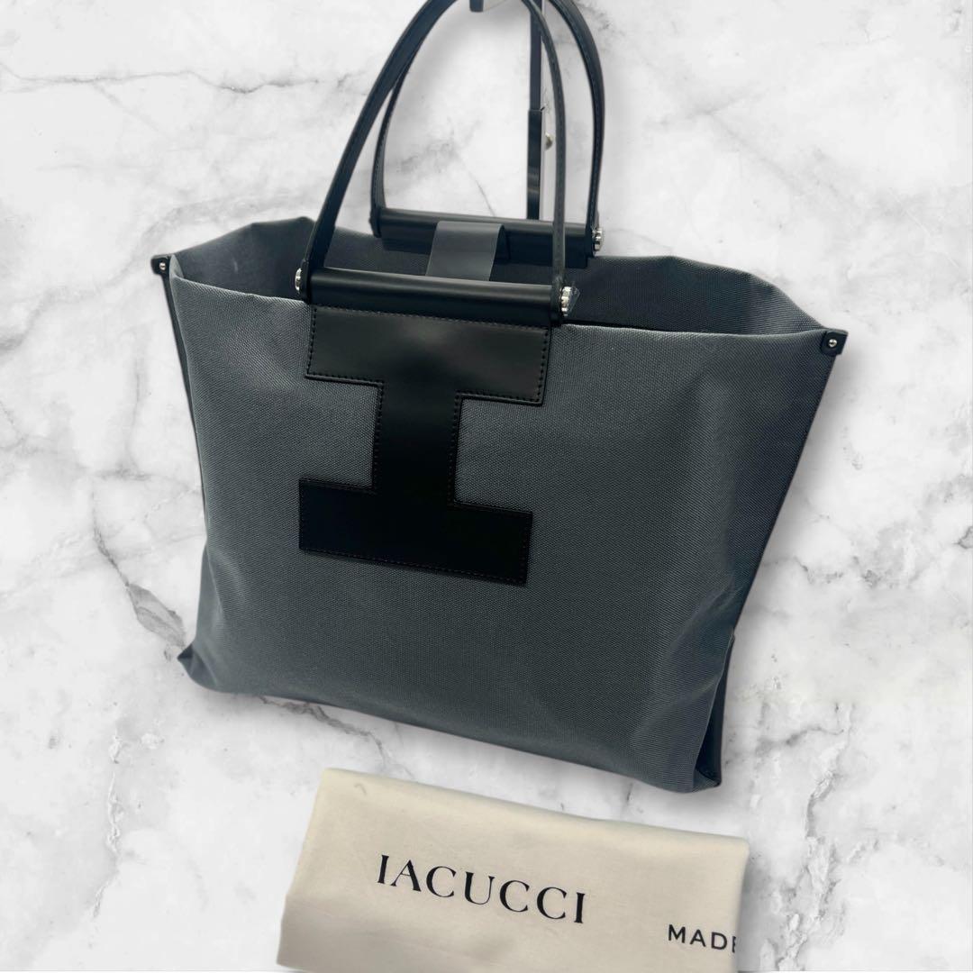 極美品☆イアクッチ☆IACUCCI ソルベットL☆グレー☆ITALY☆すぐ発送☆