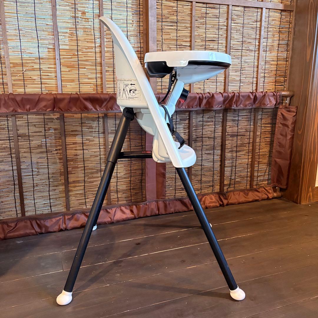 BABY BJORN ベビービョルン ベビーチェア 子供椅子 ハーネスあり