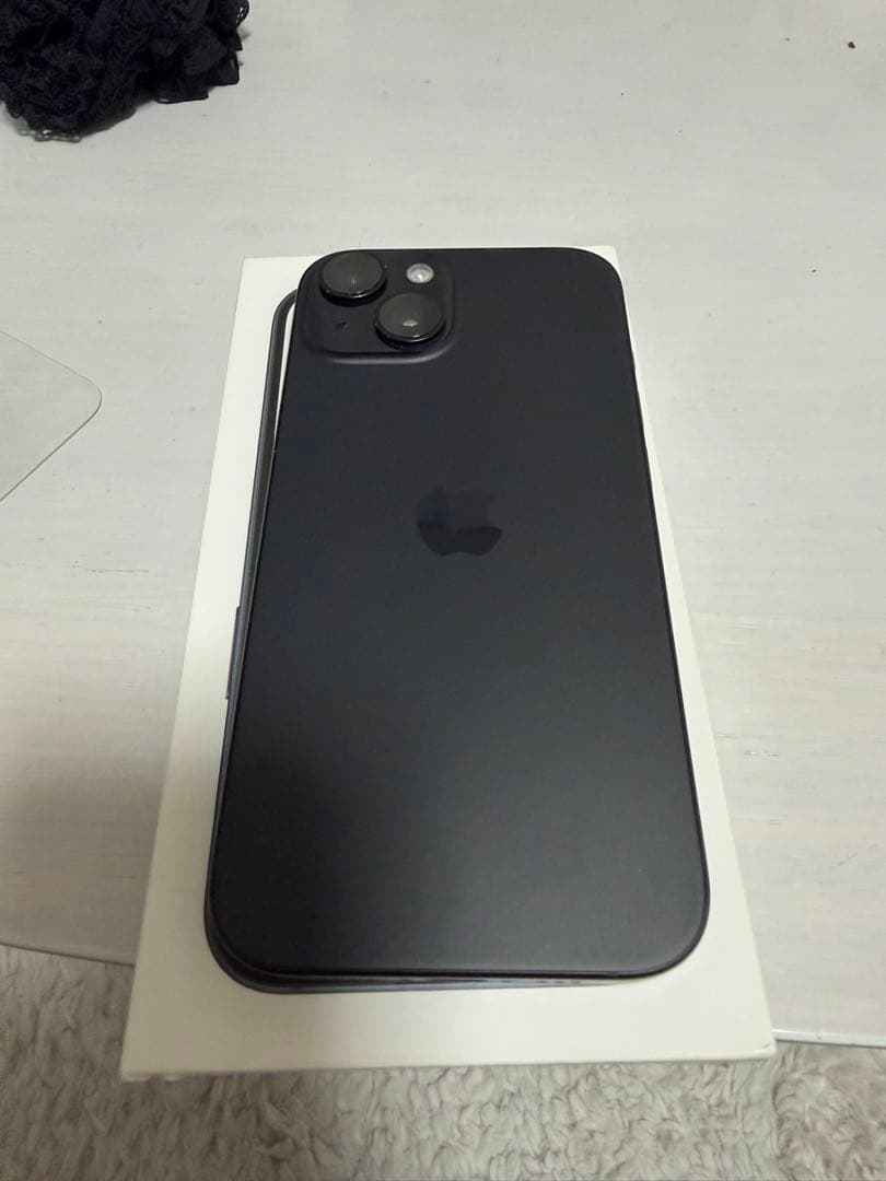 画面割れ無しiPhone 15 ブラック 128GB 本体箱付き