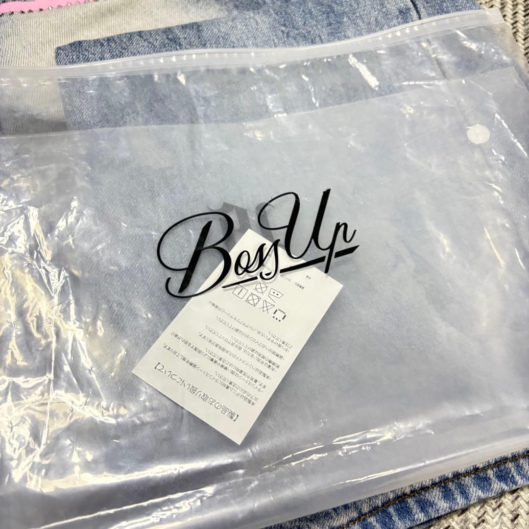 Boss up ✴︎ フレアデニムパンツ