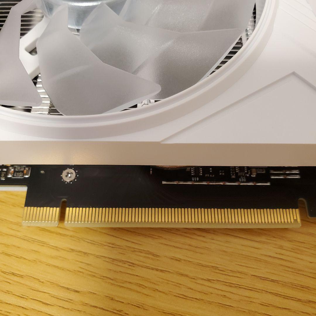 RTX 4060 8GB グラボ 玄人志向 NVIDIA GEFORCE 白色