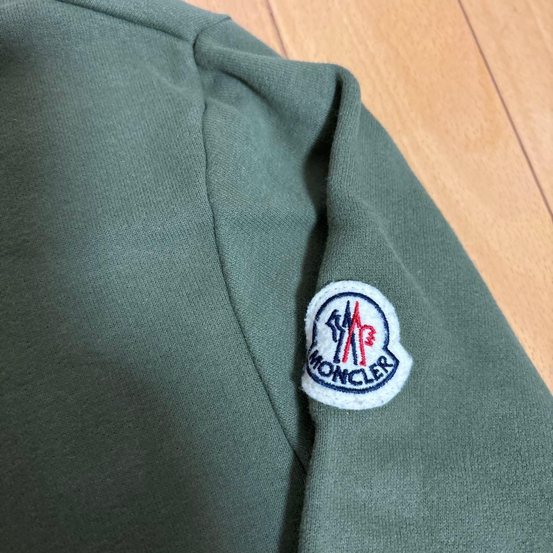 モンクレールメンズトレーナー　カーキ
