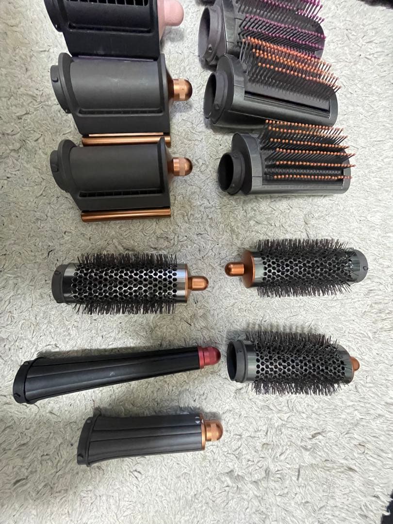 Dyson 