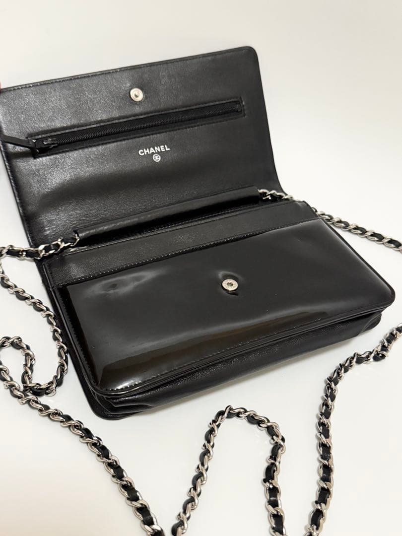 美品 CHANEL シャネル　パテント　エナメル　チェーンウォレット バッグ