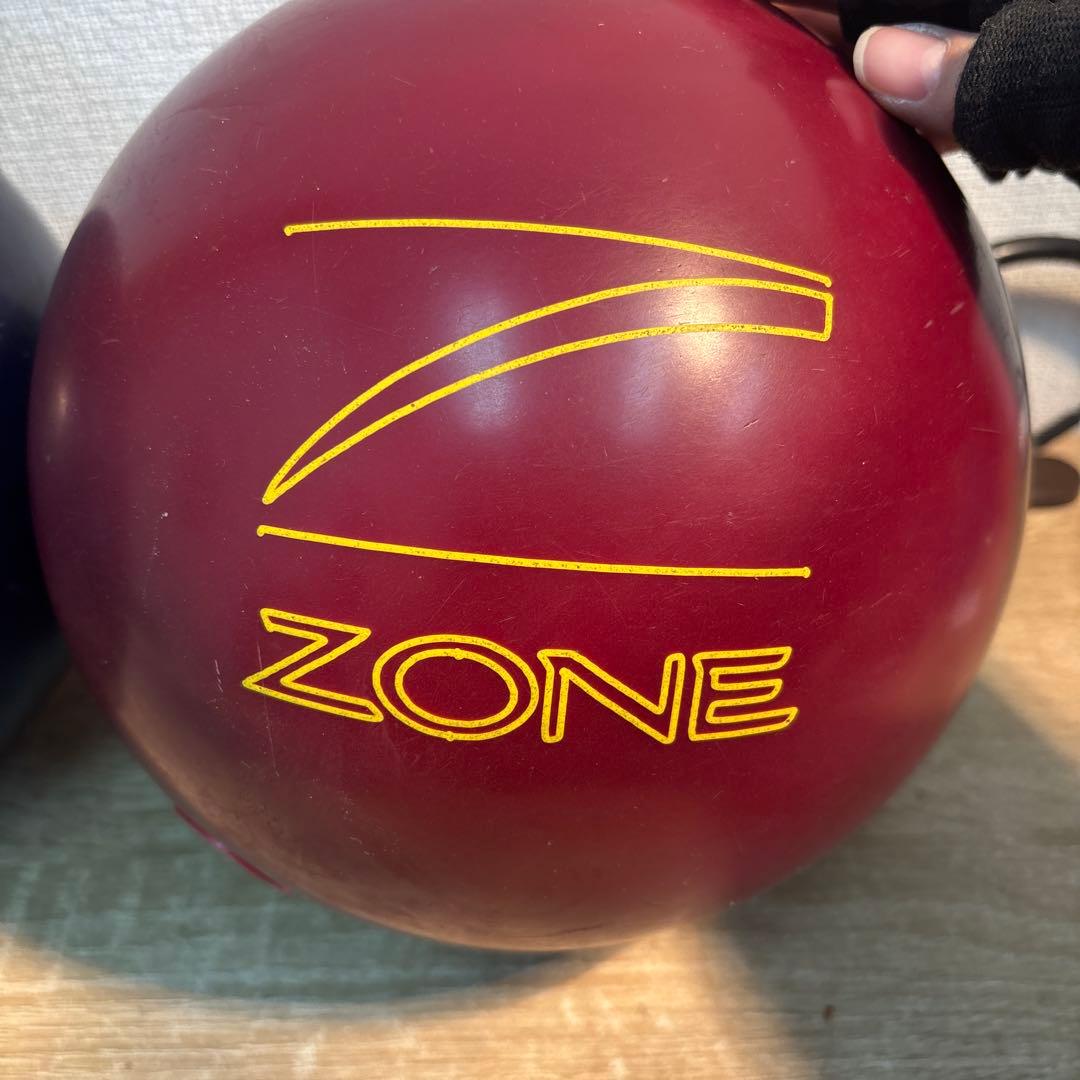 ボーリングボールとバックセット