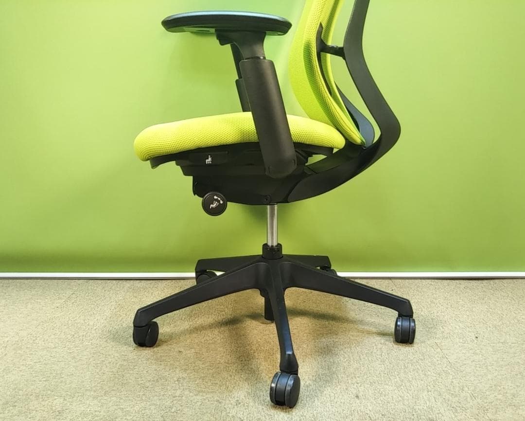 Honey　zq　オカムラ　シルフィーチェア　前傾機能　ハイバック