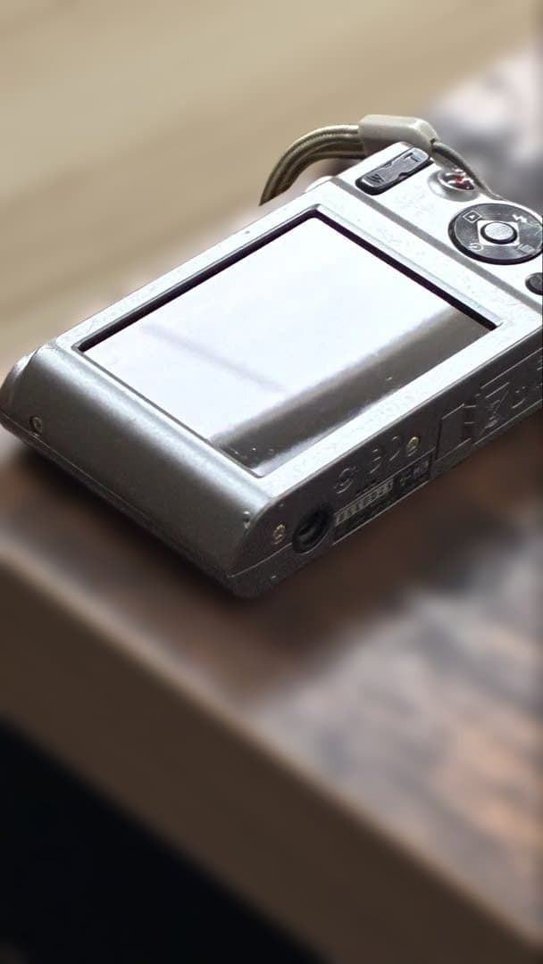 【極美品・清掃済み】SONY Cyber-shot DSC-W810 シルバー