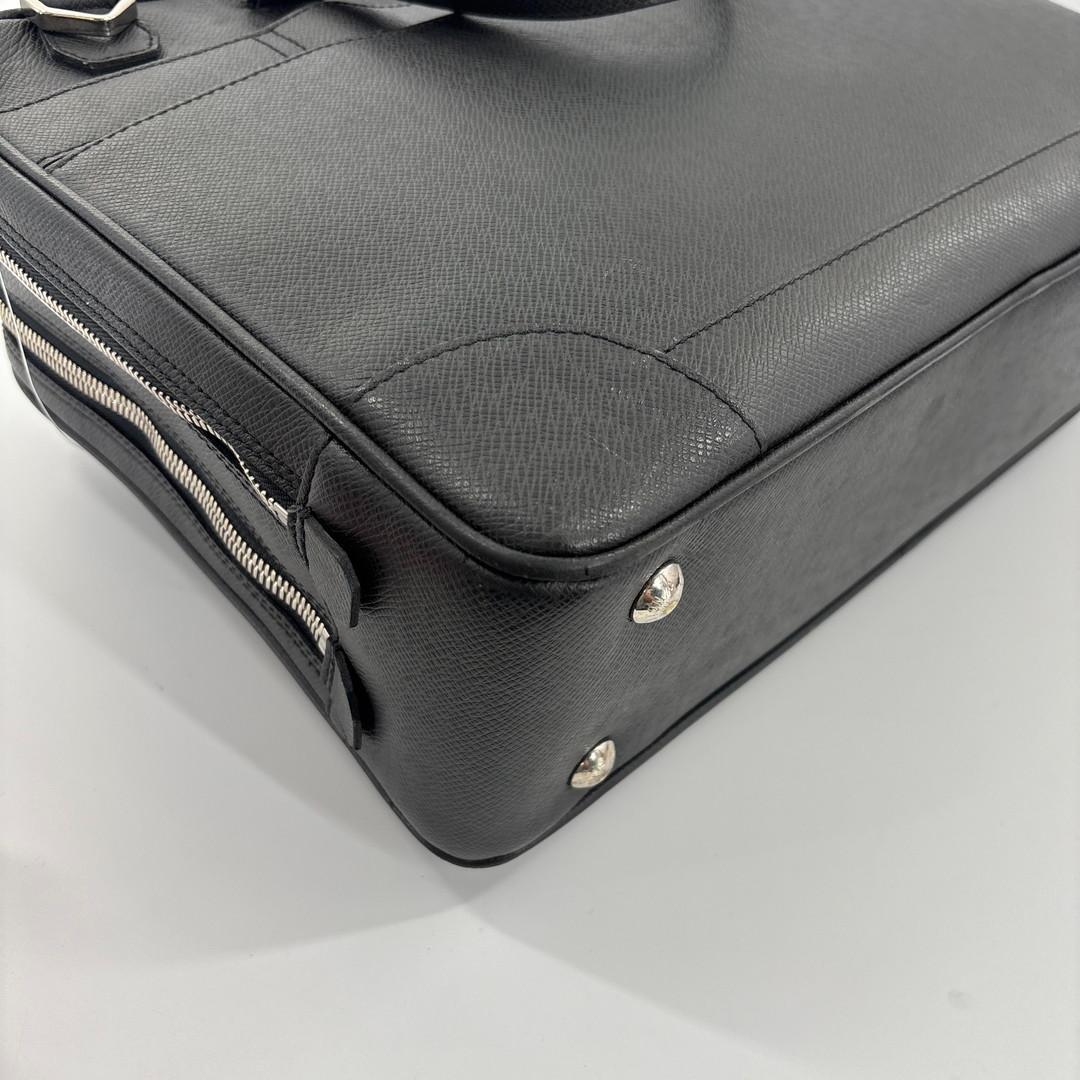 超極美品 ルイヴィトン タイガ アレクサンダー ビジネスバッグ アルドワーズ