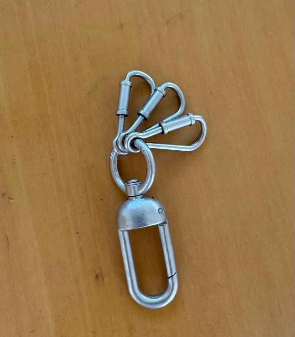 新品『ARTS & SCIENCE』のSwivel key holder
