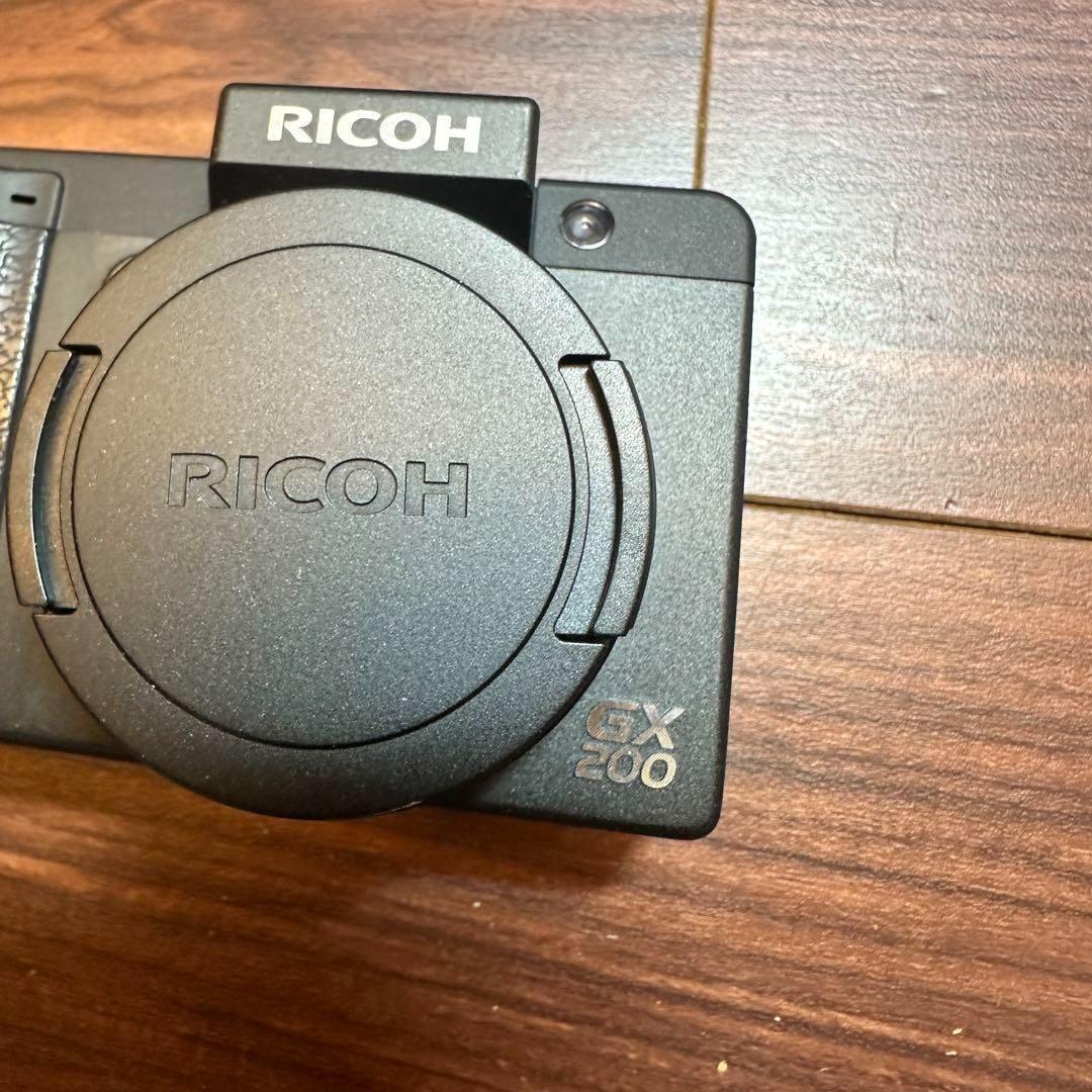 RICOH GX200 デジカメ 新品未使用 2415