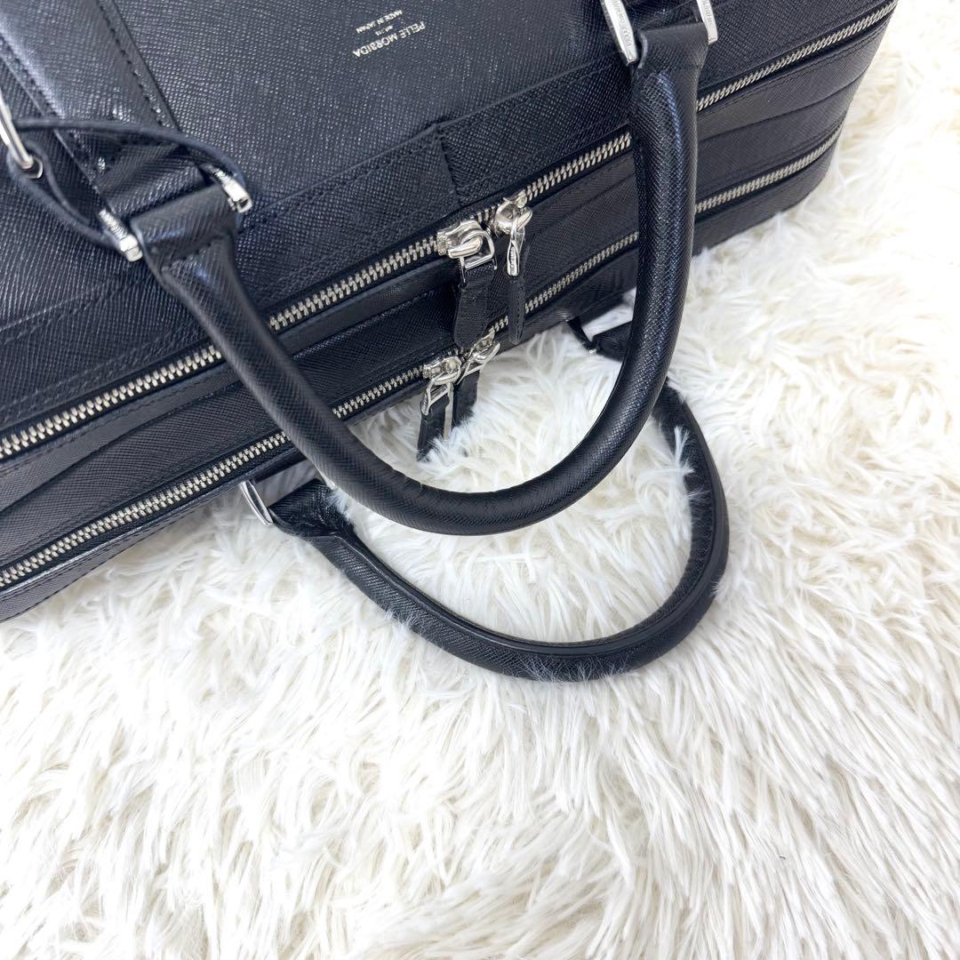 美品 ペッレモルビダ 2室 ブリーフケース ビジネス キャピターノ レザー 黒