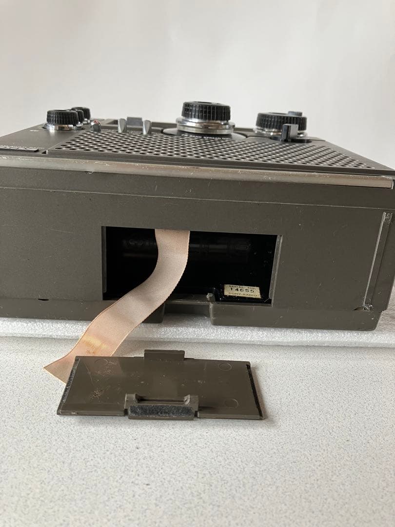 ソニーＢＣＬラジオ　ＩＣＦー５９００　　　　完動品