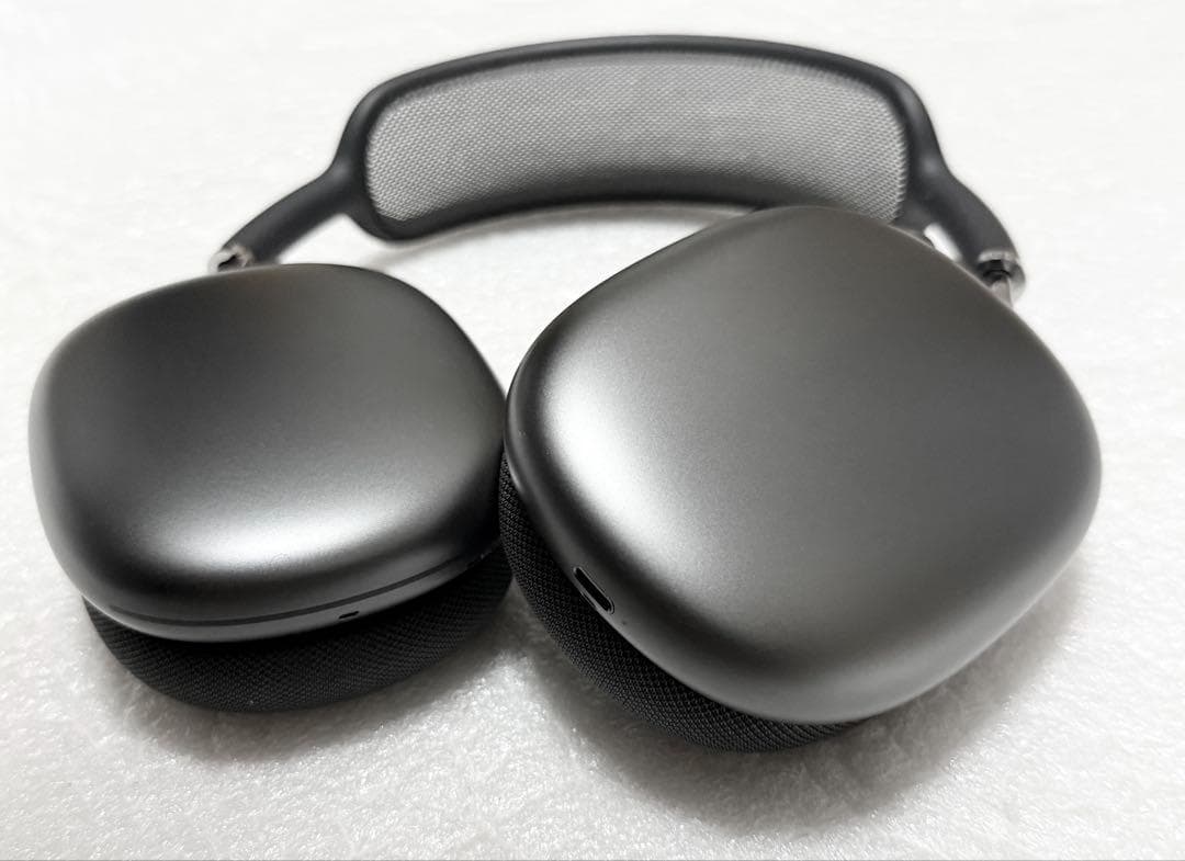 美品　AirPods Max Space Gray　収納ケース付き