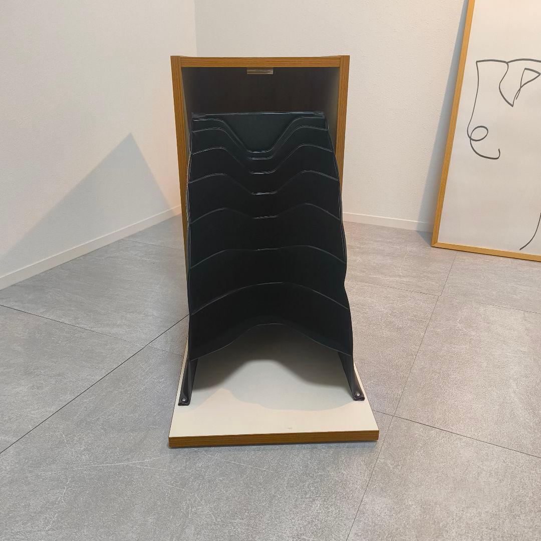 ヴィンテージ　マガジンキャビネット　縦開き　ホワイト　ウッド　韓国