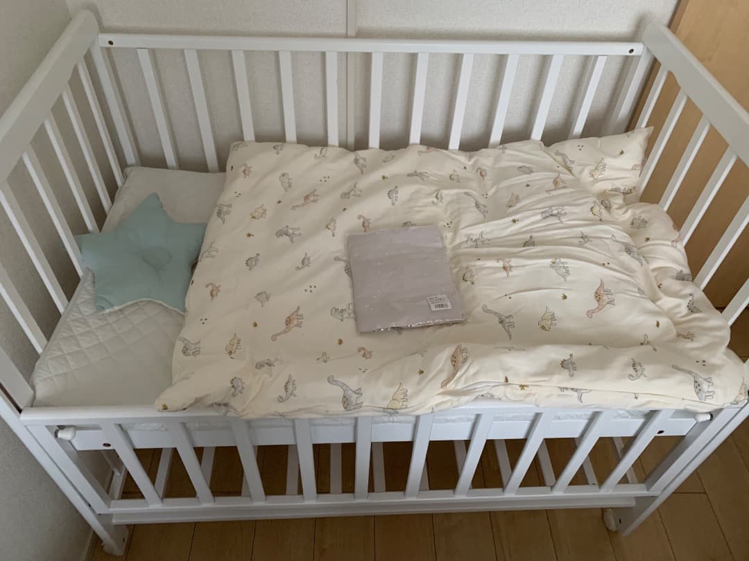 ベビーベッド　カトージ　ぽこぽこ