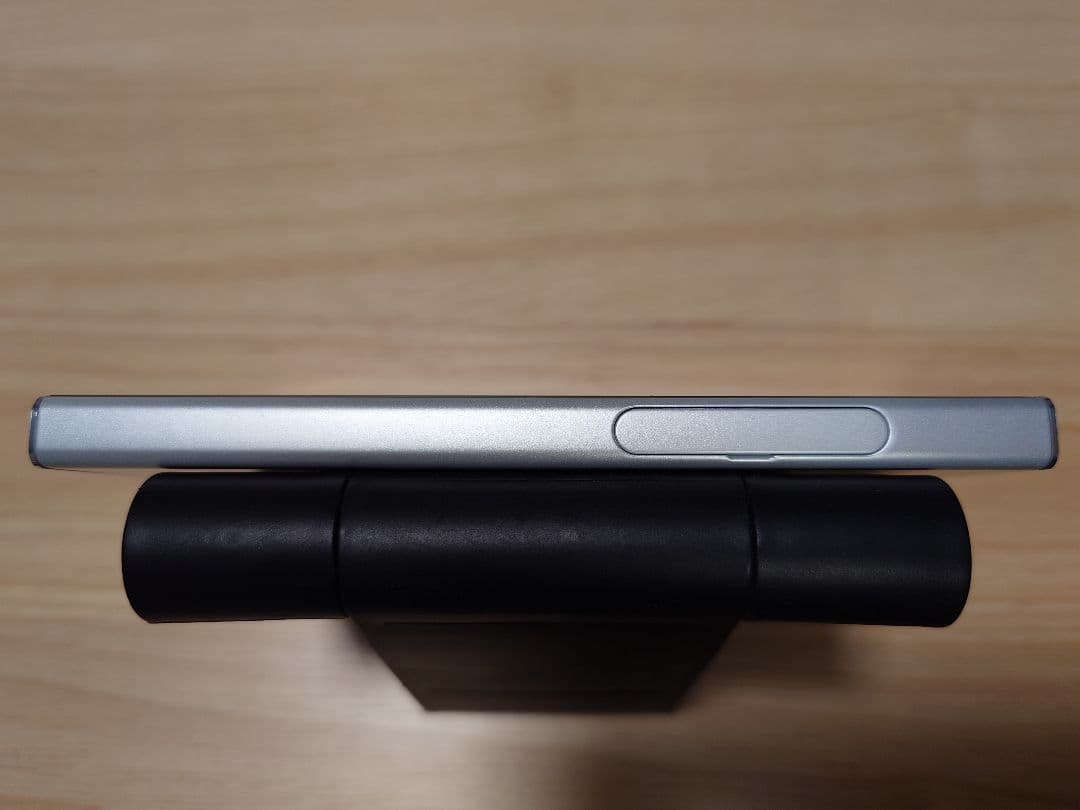 SONY Xperia XZ1 Compact SO-02K シルバー