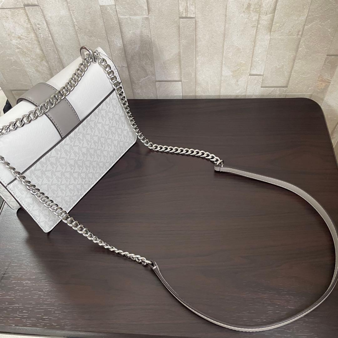 最終値下げ！訳あり新品 MICHAEL KORS ショルダーバッグ ホワイト