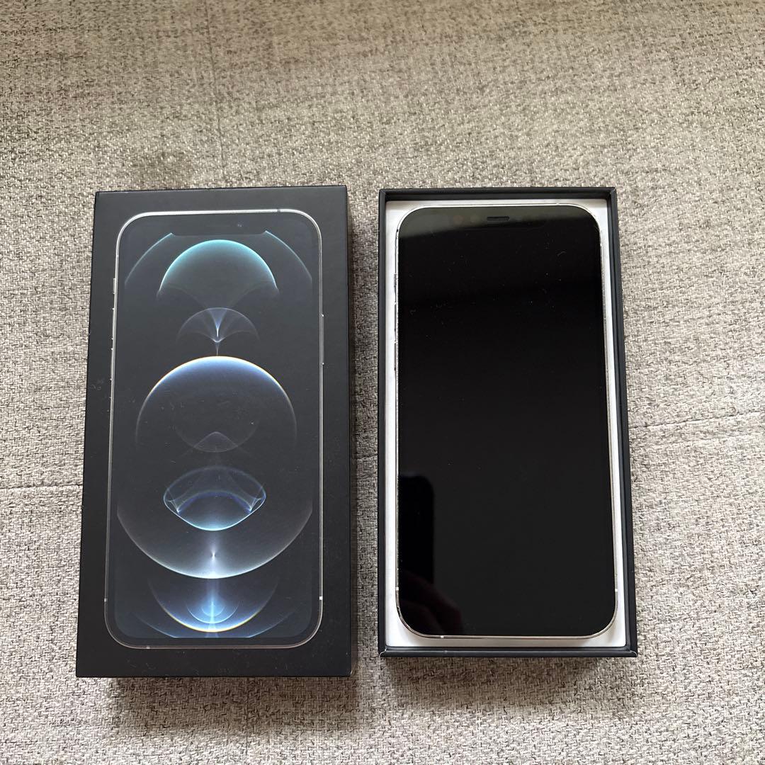 Apple iPhone 12 Pro シルバー 本体 新品充電コード付き