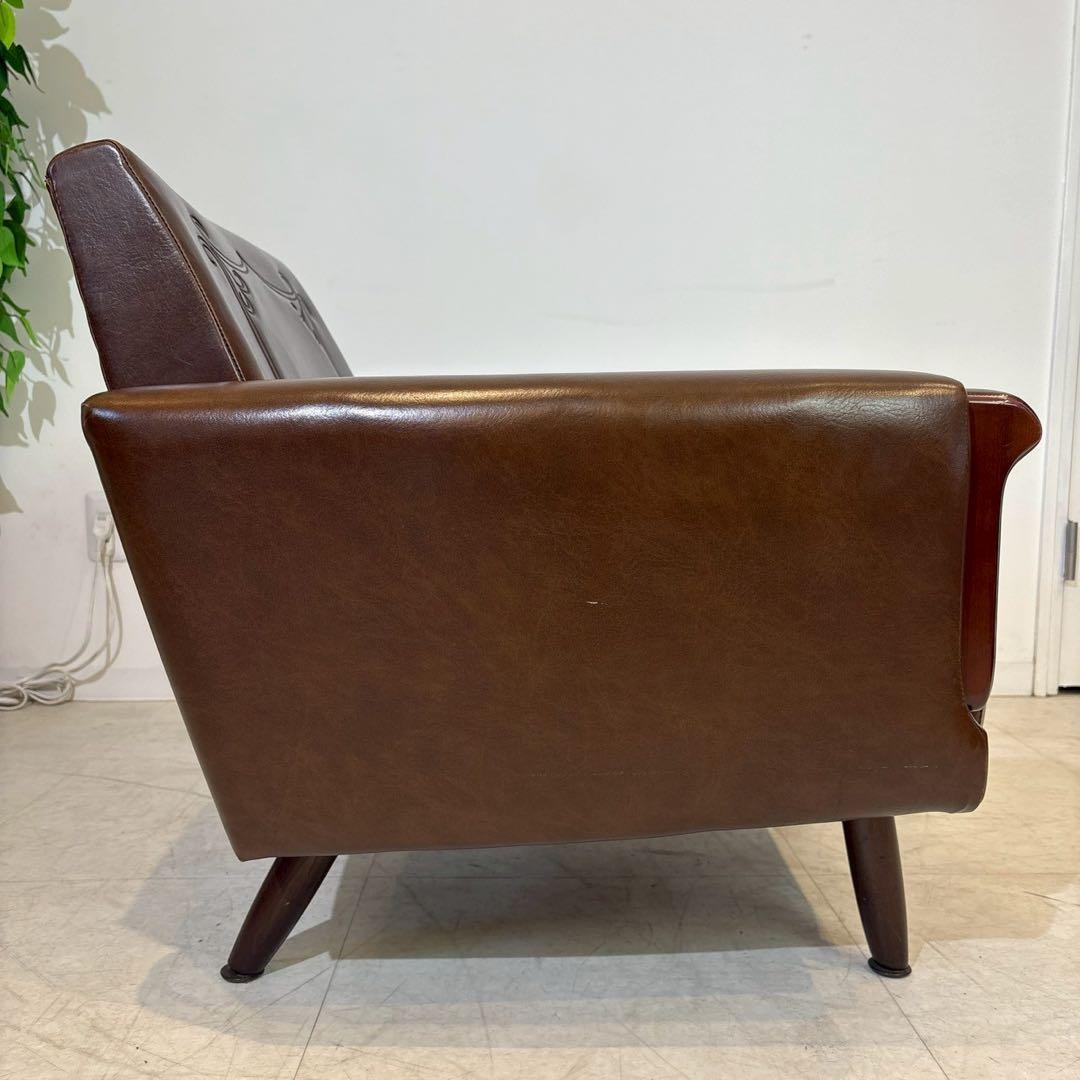 ヴィンテージ　レザー　1人掛けソファ アームチェア クラシック　喫茶店　レトロ
