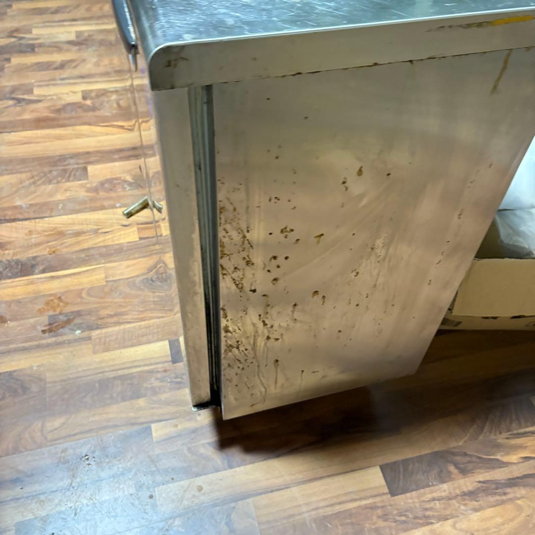 送料込み　サンヨー 3ドア 冷蔵コールドテーブル SUC-N1541J