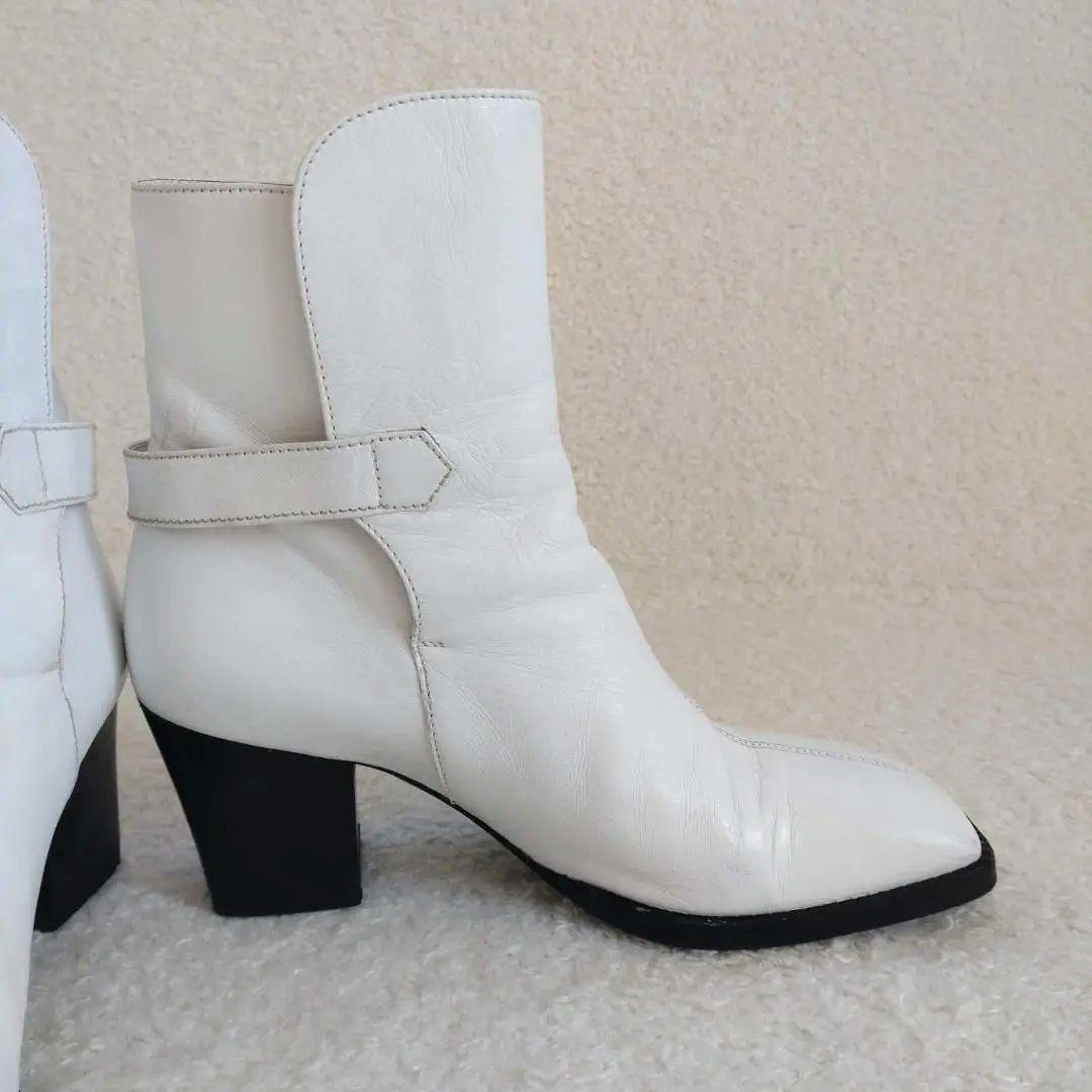 CHANEL ショートブーツ スクエアトゥ CC ココマーク 白 23～23.5