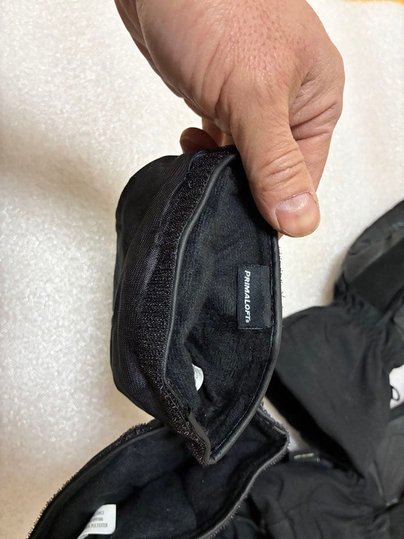 未使用　　ブラックダイヤモンド　グローブ Ｍサイズ