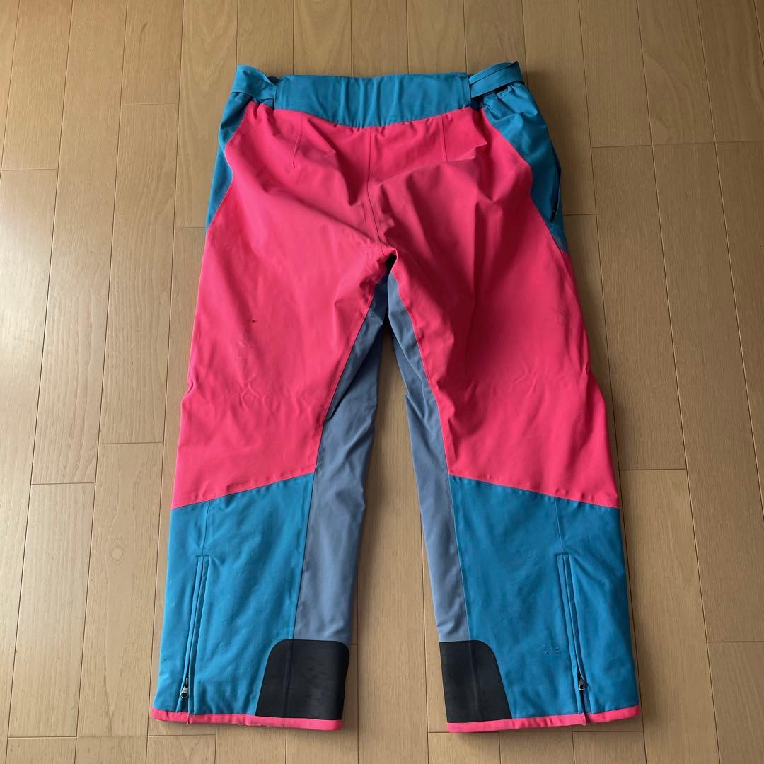 オンヨネ　ONYONE スキーウェア　デモチーム　サイズXO 中古　特殊サイズ